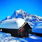 Apartment Thun Alps Scenic Views And Concierge By Swisshut Sigriswil